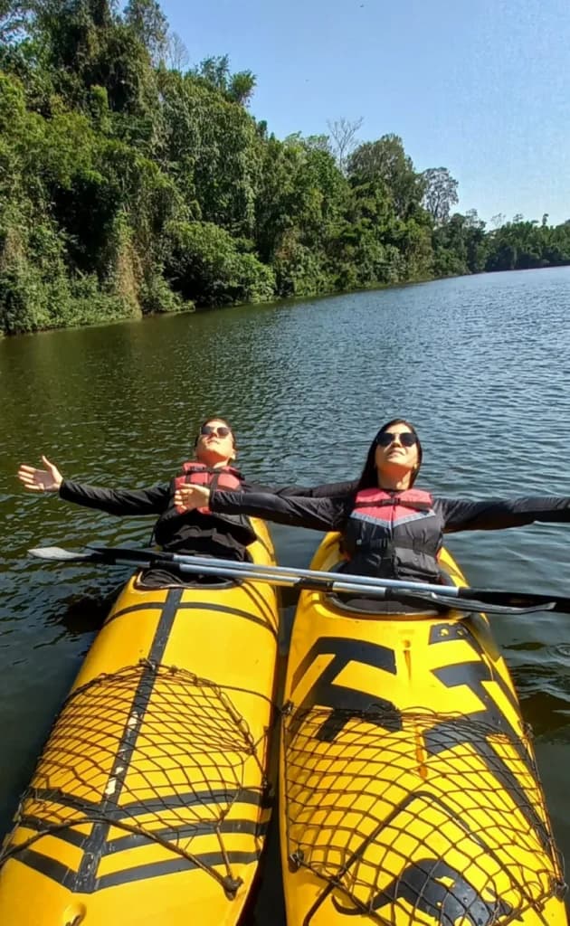 Caiaque no Apa Lago do Amapá-Rio Branco