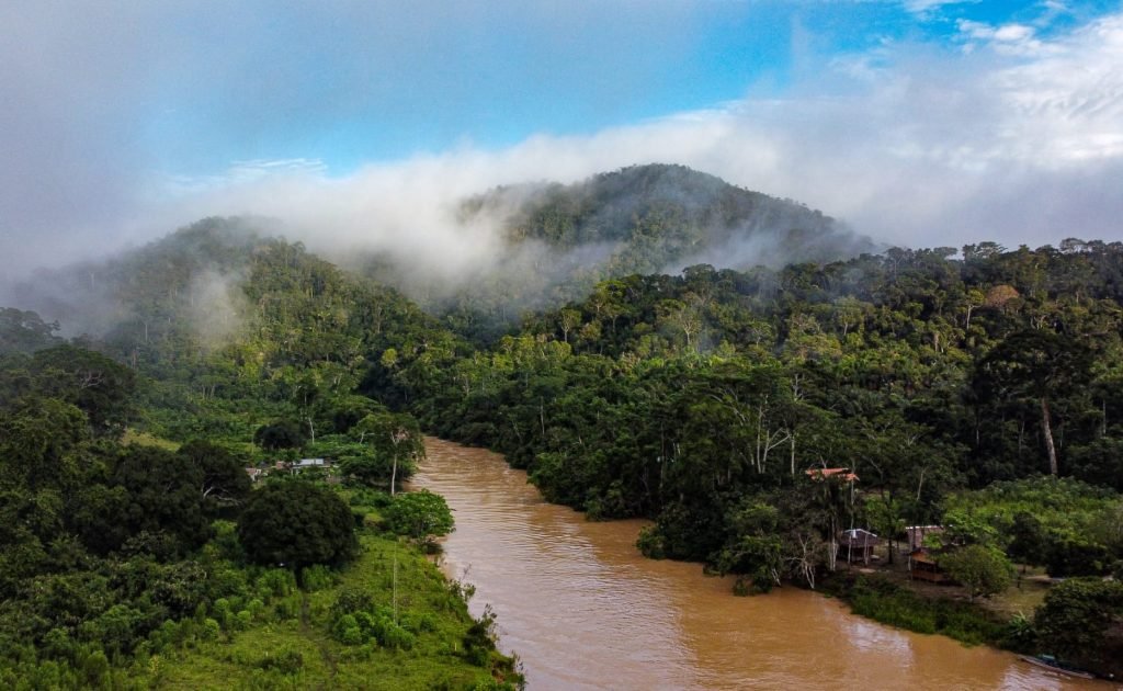 A Serra do Divisor nos estados brasileiros 